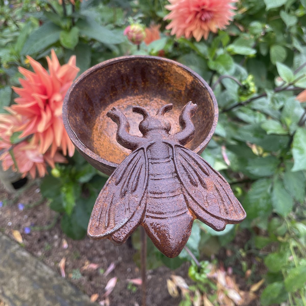 Bee Drinker Bee Cup Stake Ornament for Garden Wildlife – Bee 5065022557104